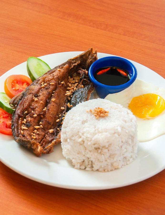 Отель Rufina'S Leisure Center Tagum Экстерьер фото