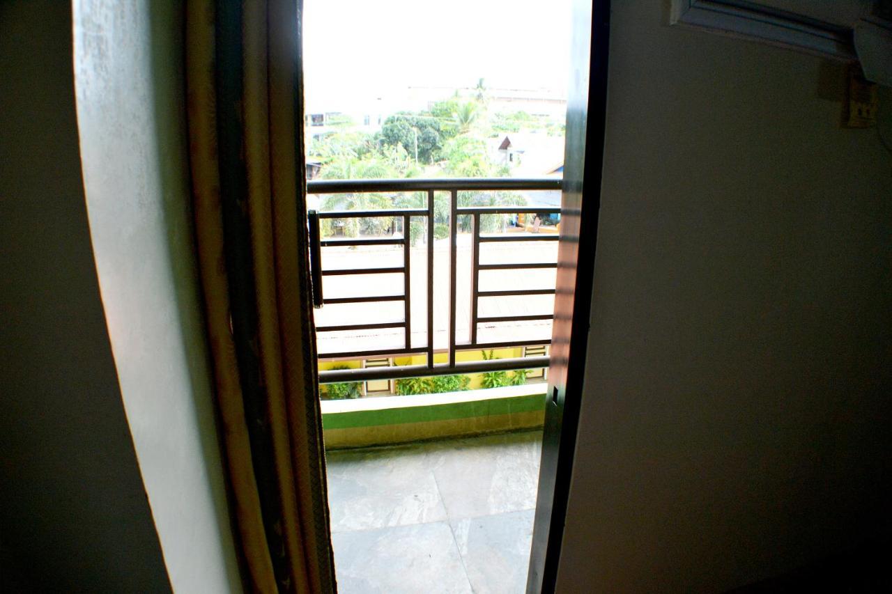 Отель Rufina'S Leisure Center Tagum Экстерьер фото
