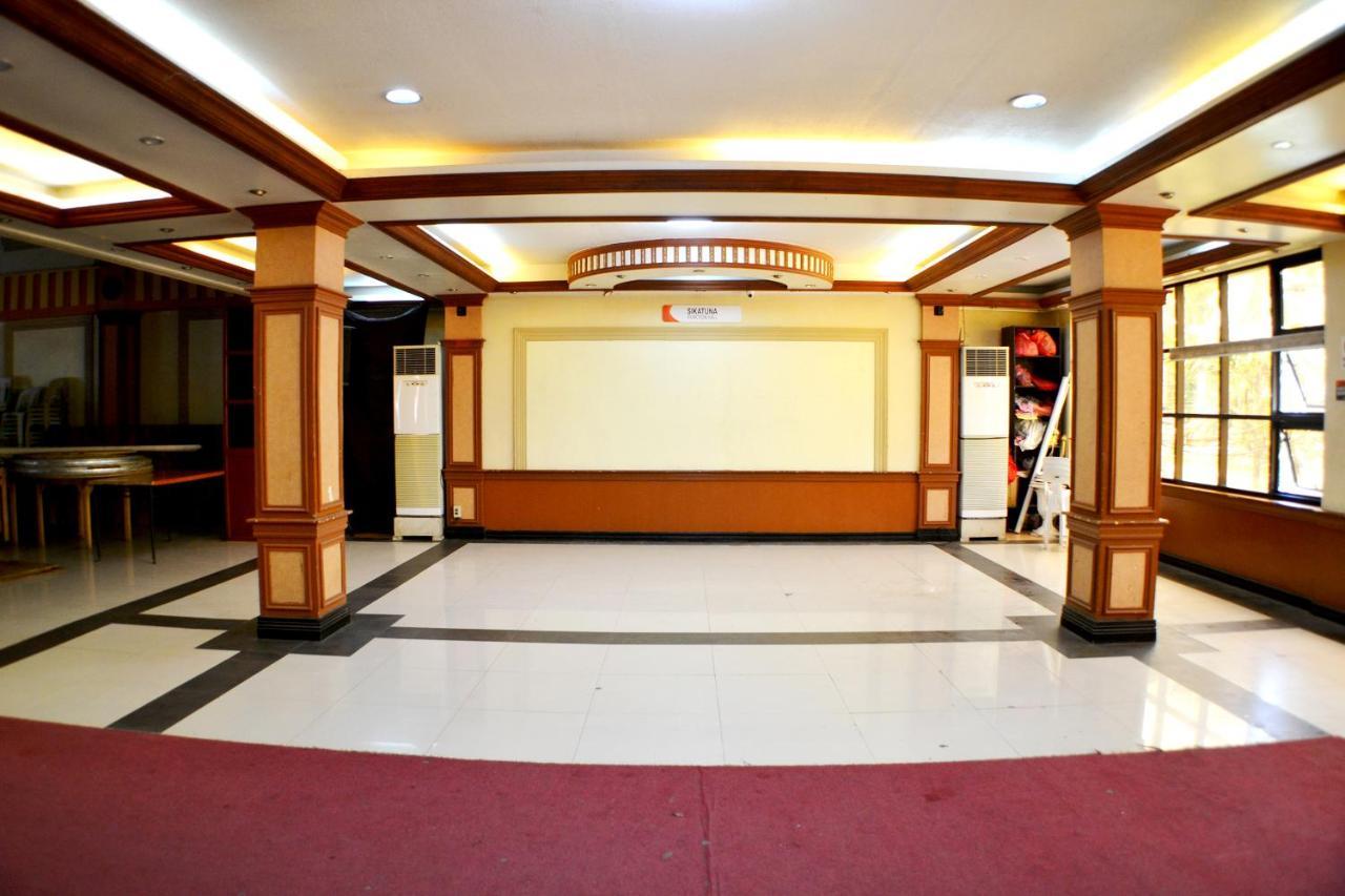 Отель Rufina'S Leisure Center Tagum Экстерьер фото