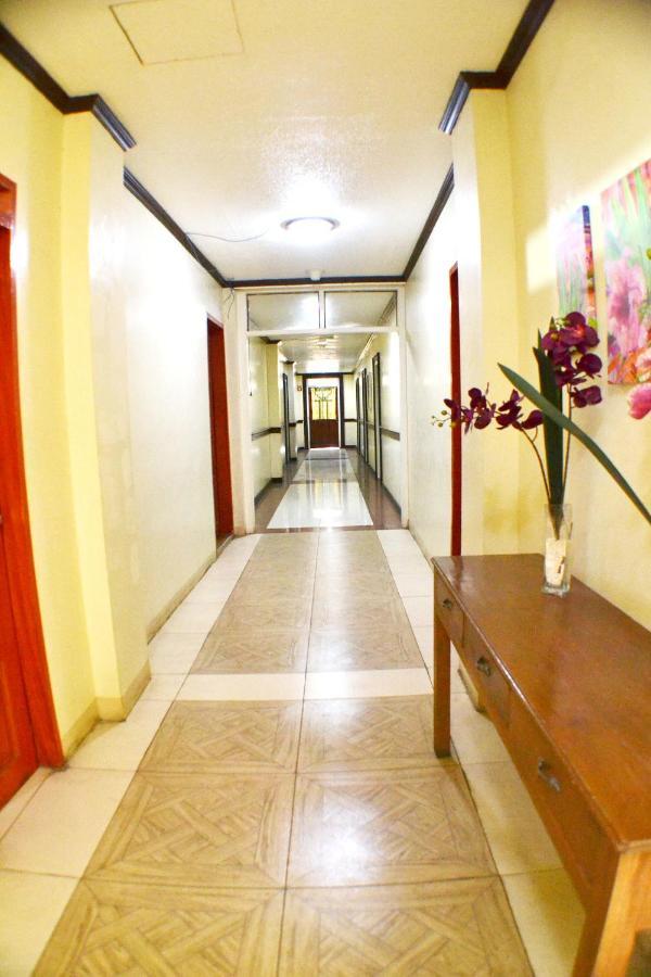 Отель Rufina'S Leisure Center Tagum Экстерьер фото